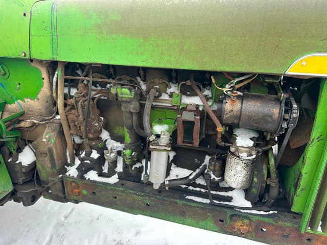 Image of John Deere 4020 equipment image 4