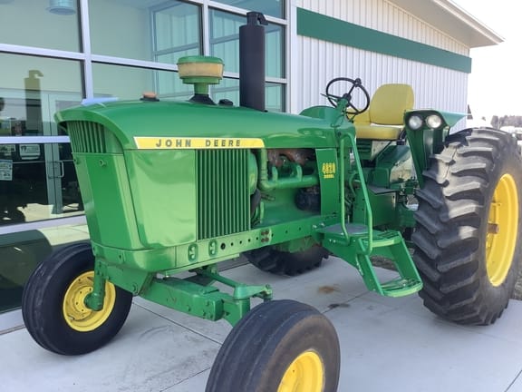Main image John Deere 4020