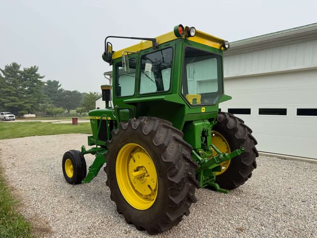 Image of John Deere 4020 equipment image 2