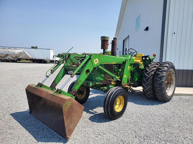 Image of John Deere 4020 equipment image 1