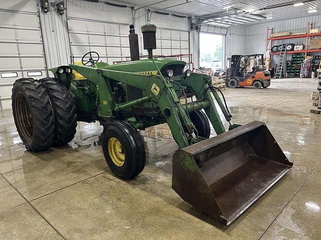 Image of John Deere 4020 equipment image 4
