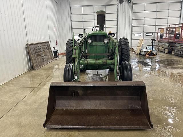 Image of John Deere 4020 equipment image 3