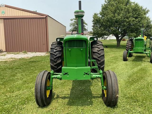 Image of John Deere 4020 equipment image 1
