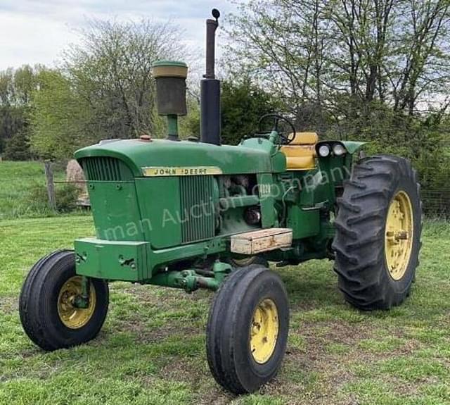 Image of John Deere 4020 equipment image 1