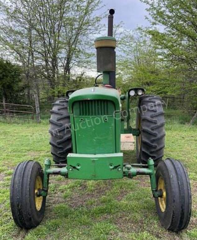 Image of John Deere 4020 equipment image 2