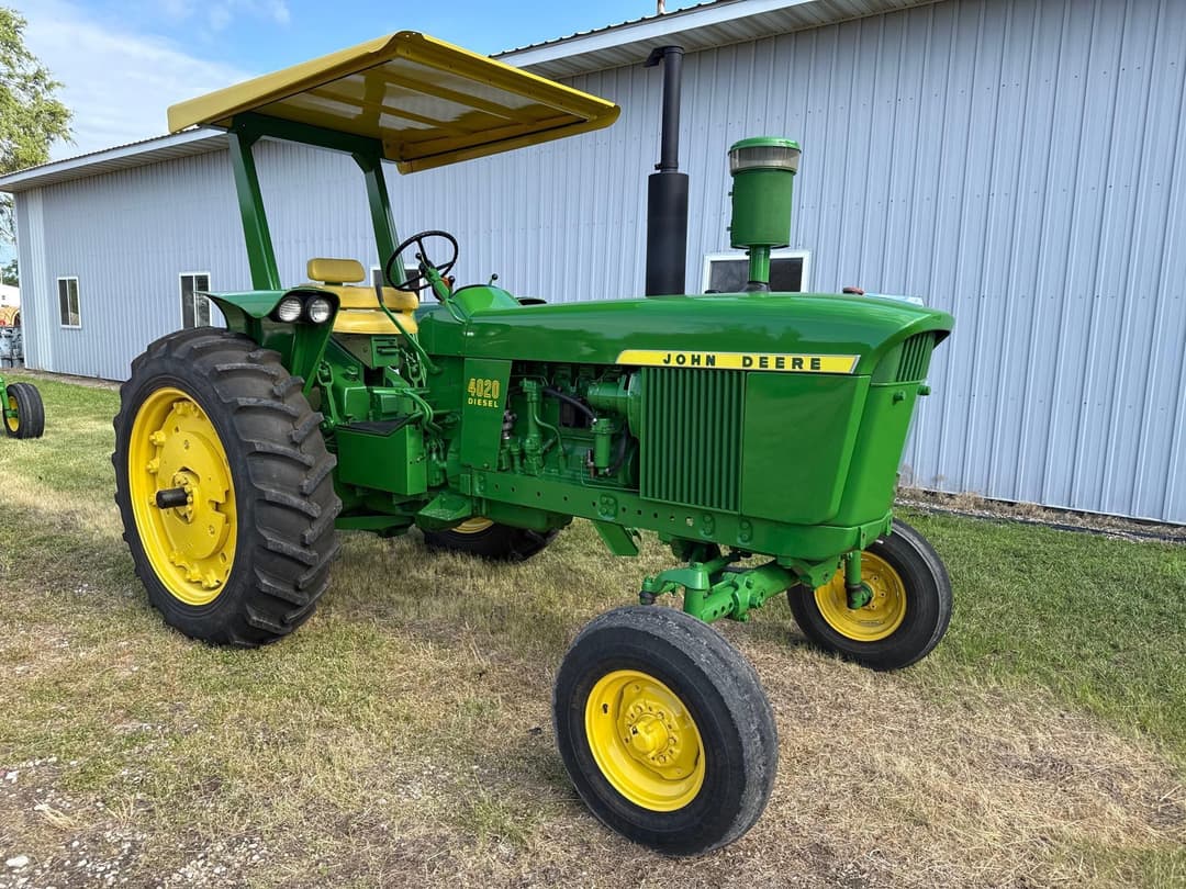Image of John Deere 4020 Primary image