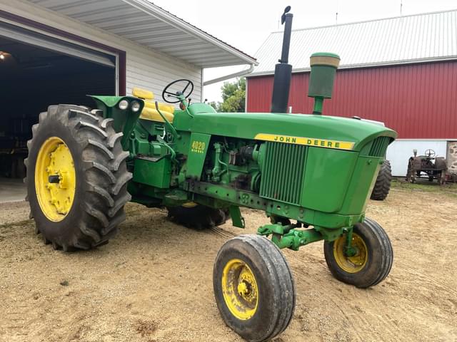 Image of John Deere 4020 equipment image 3