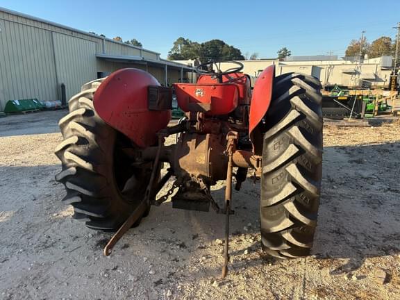 Image of Massey Ferguson 135 equipment image 3
