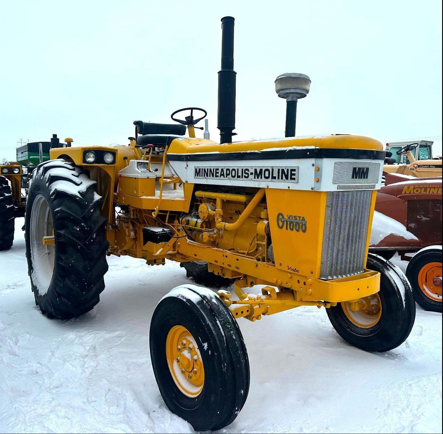 1968 Minneapolis-Moline G1000 Equipment Image0