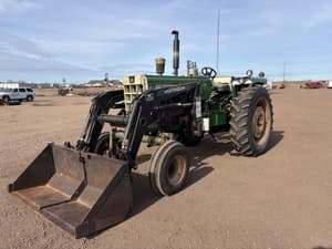 1968 Oliver 1550 Image