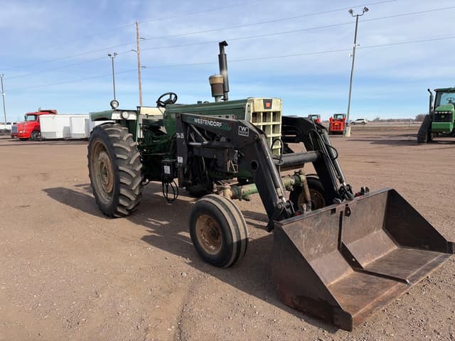 Image of Oliver 1550 equipment image 1