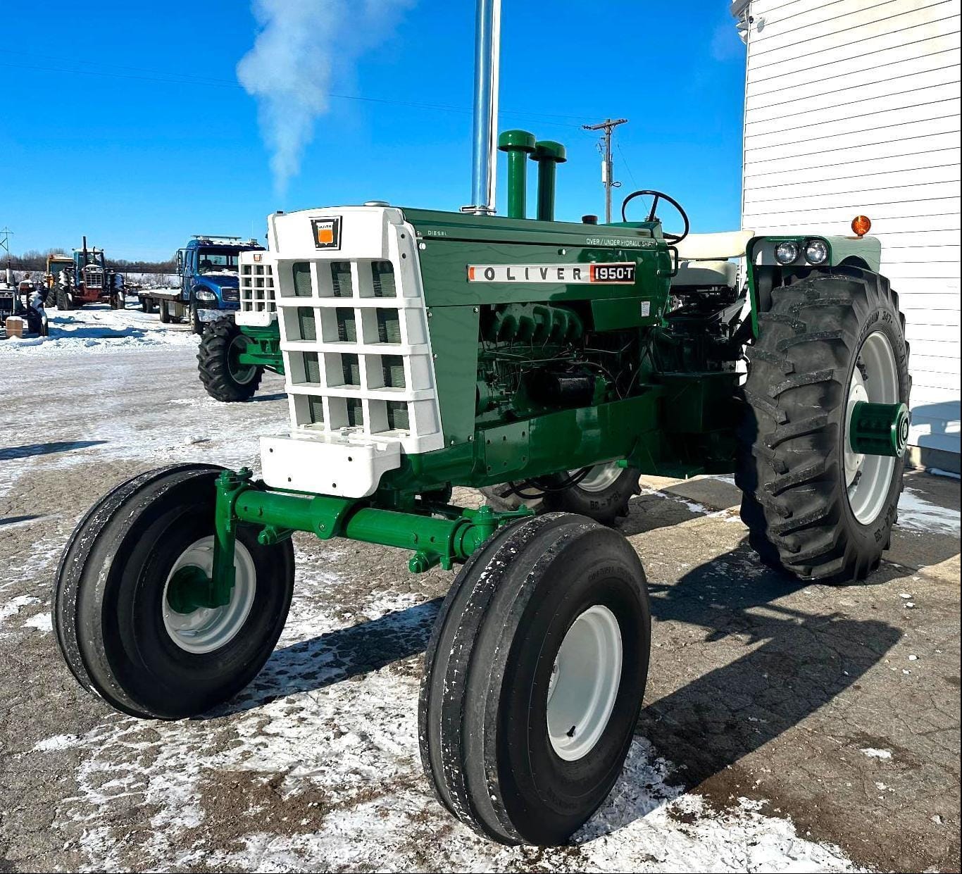 1968 Oliver 1950-T Equipment Image0