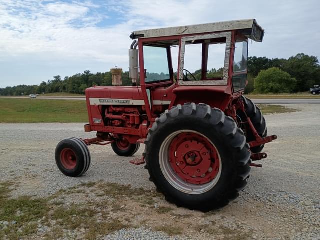 Image of International Harvester 1256 equipment image 4