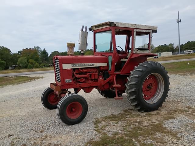 Image of International Harvester 1256 equipment image 1
