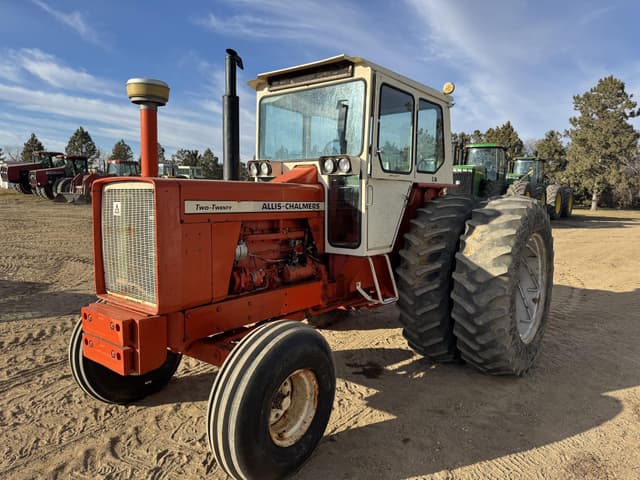 Image of Allis Chalmers 220 equipment image 1