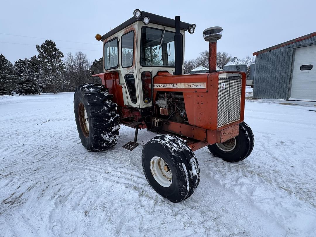 Image of Allis Chalmers 220 Primary Image