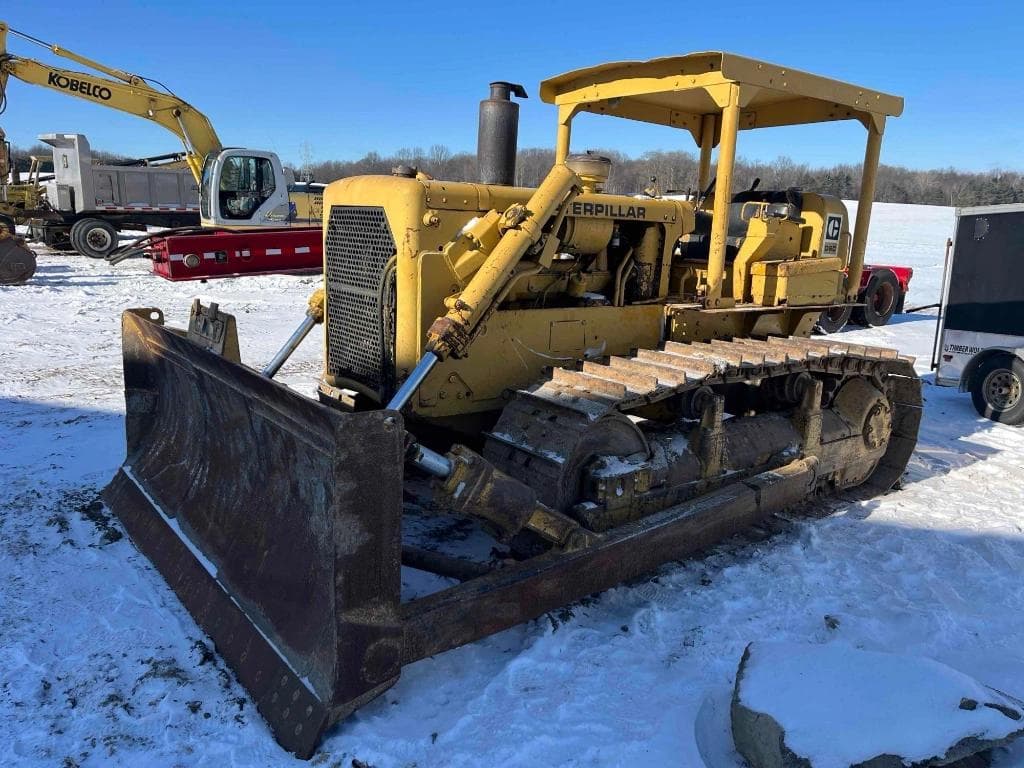 Image of Caterpillar D6C Primary image