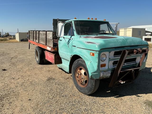 Image of Chevrolet C50 equipment image 3