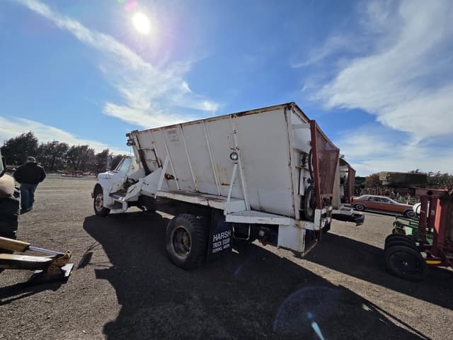 Image of Chevrolet C50 equipment image 4