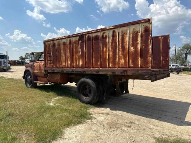 Image of Chevrolet C50 equipment image 4