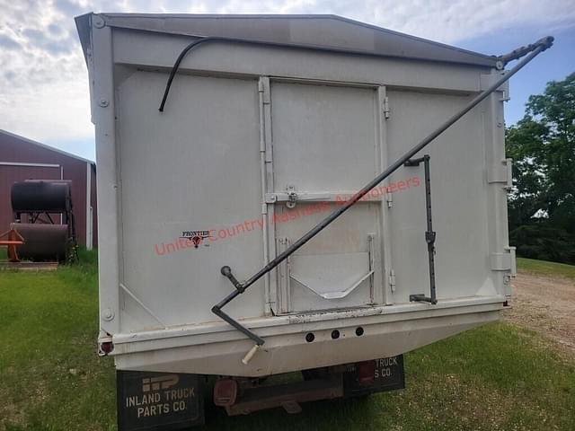 Image of Chevrolet C50 equipment image 3