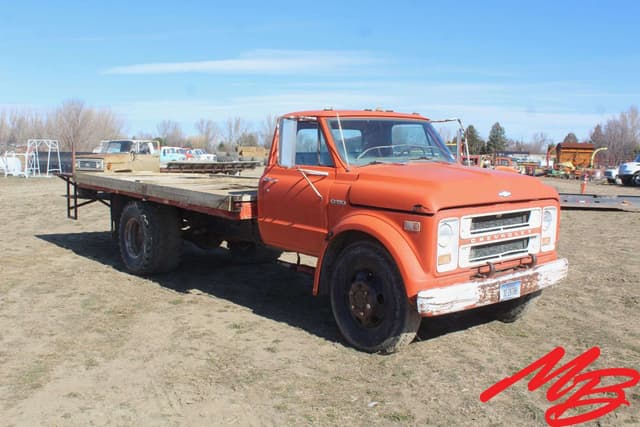 Image of Chevrolet C50 equipment image 2