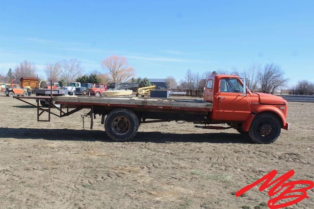 Image of Chevrolet C50 equipment image 3