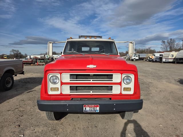 Image of Chevrolet C50 equipment image 1