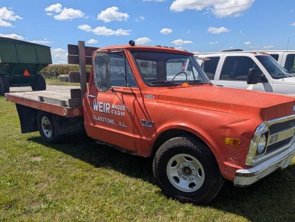 Image of Chevrolet C/30 Primary image