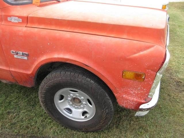 Image of Chevrolet C/30 equipment image 1