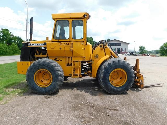 Image of John Deere 644 equipment image 2