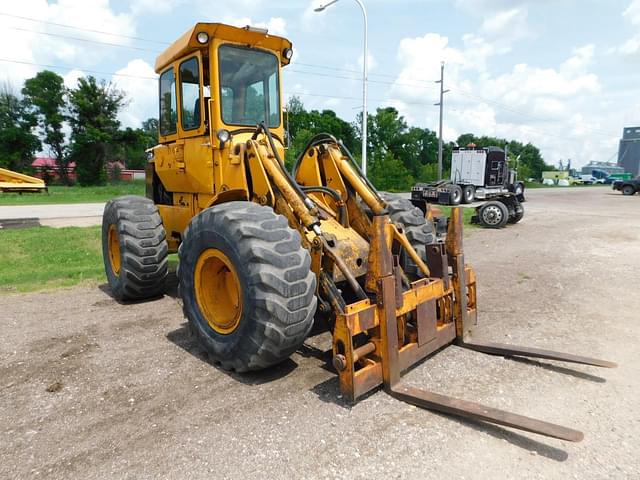Image of John Deere 644 equipment image 1