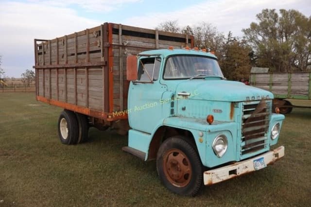 Image of Dodge 500 equipment image 3