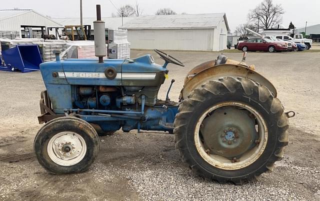 Image of Ford 3000 equipment image 1