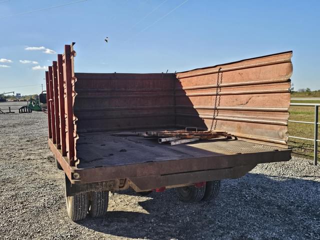 Image of Ford F-350 equipment image 3