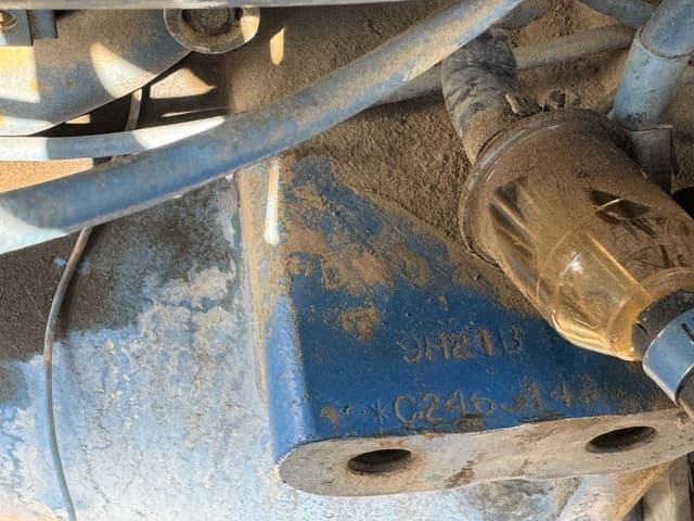 Image of Ford 4000 equipment image 4