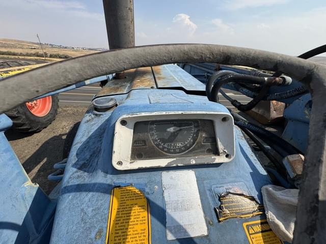 Image of Ford 4000 equipment image 4