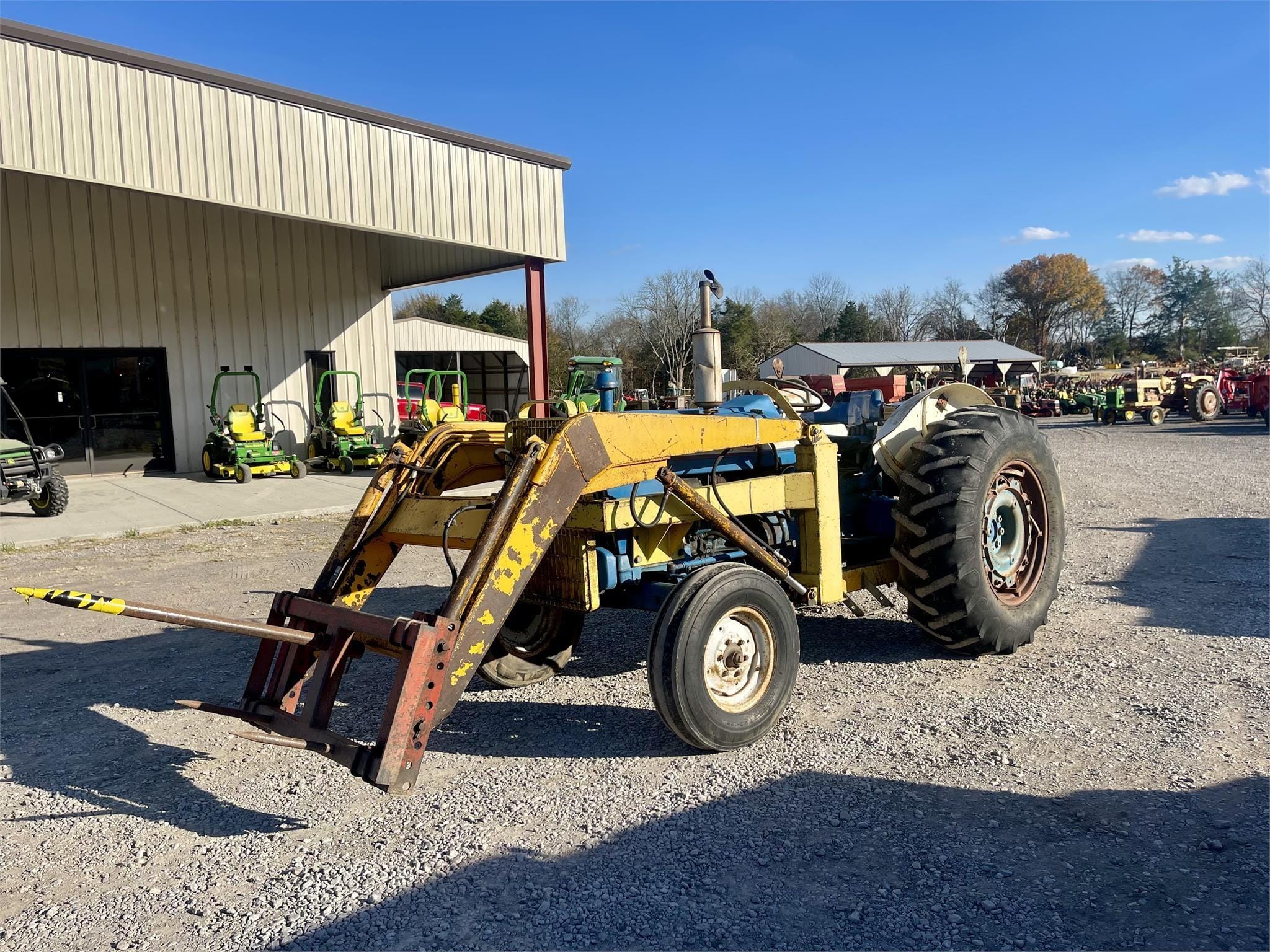 1969 Ford 4000 Equipment Image0