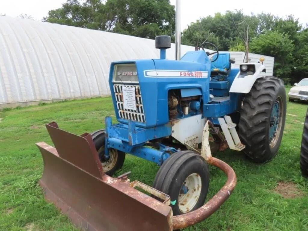 Main image Ford 8000