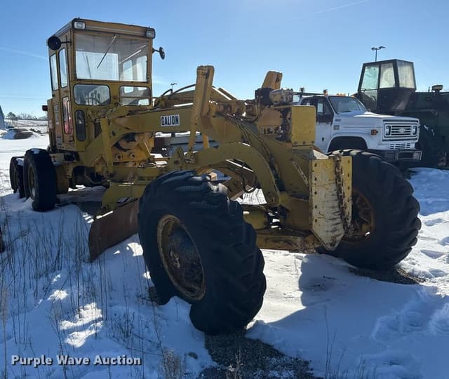 Image of Galion 118 equipment image 2