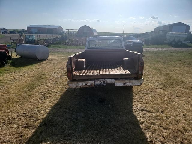 Image of GMC 2500 equipment image 4