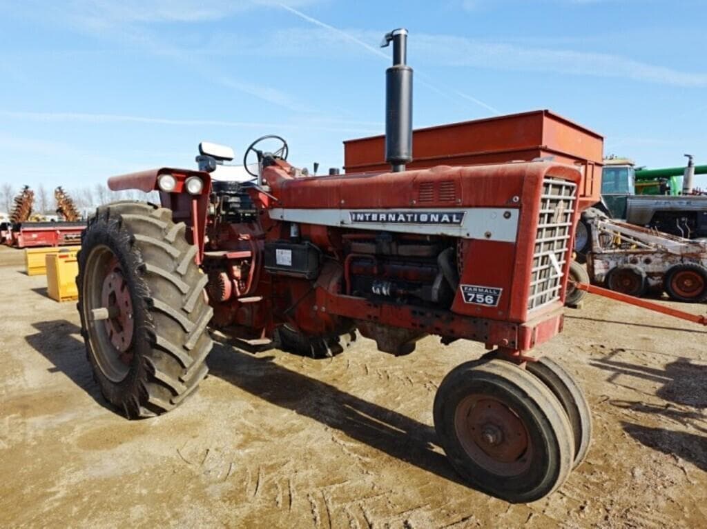 Image of International Harvester 756 Primary image