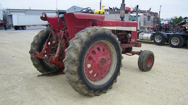 Image of International Harvester 856 equipment image 2