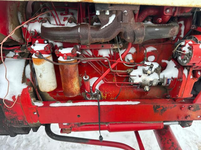 Image of International Harvester 1256 equipment image 3