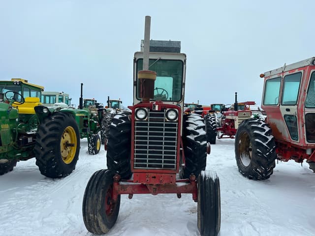 Image of International Harvester 1256 equipment image 1