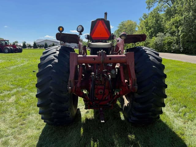 Image of International Harvester 1256 equipment image 3