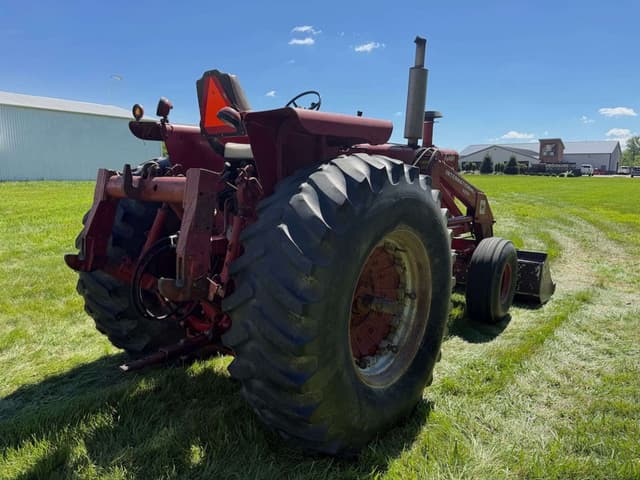 Image of International Harvester 1256 equipment image 4