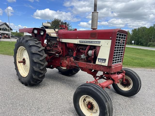 Image of International Harvester 544 equipment image 1