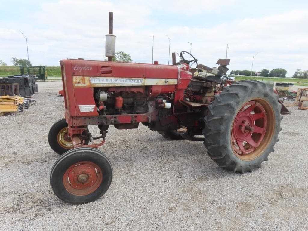 Image of International Harvester 656 Primary image