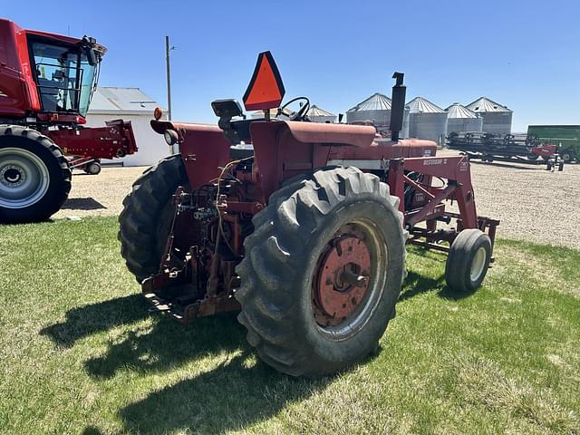 Image of International Harvester 856 equipment image 3